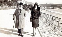 Abdulmejid II and Dürrüşehvar in Promenade des Anglais, Nice, France