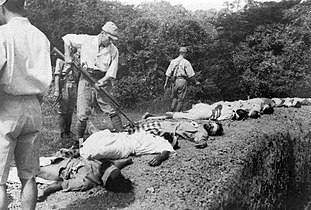 Captured soldiers of the British Indian Army executed by the Japanese