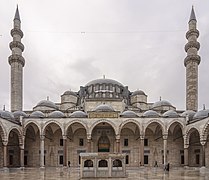 Süleymaniye Camii Avlusu