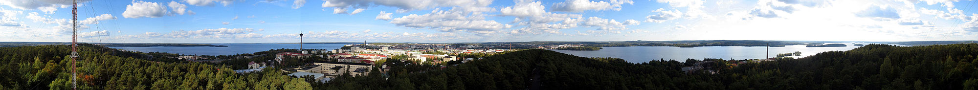 Panorama Tampere z věže v Pyynikki