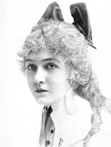 Dorothy Gish vuonna 1916.