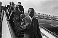 Arrival of Vice President of Cameroon J. Foncha at Schiphol, no. 4 J. Foncha (head)