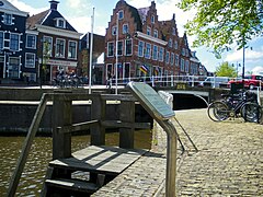 City's center around De Zijl, Dokkumer Grootdiep flowing underneath