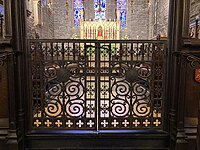 Chancel iron gates designed by Samuel Yellin (c. 1912)