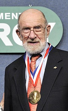 Photo of Sessler in 2014 with his Enrico Fermi Award