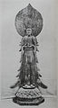 救世観音立像　国宝　飛鳥時代前期（7世紀）　現存最古の木彫仏[141]。聖徳太子の肖像とも（太子信仰）。金箔が施され、金銅仏のように見える[142]。