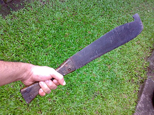 A well-used cane knife