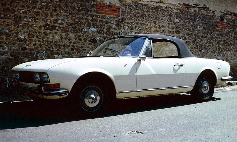 File:Peugeot 504 Cabriolet a Chartres.jpg