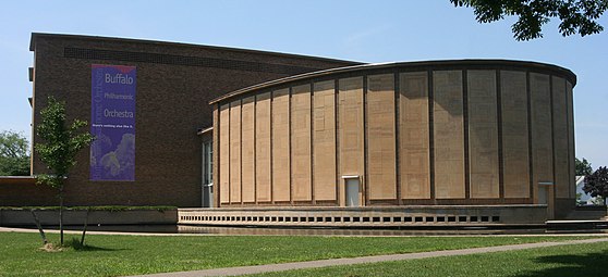Kleinhans Music Hall (by Eliel Saarinen and Eero Saarinen)