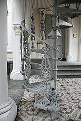 Helical stairs with ornamental balusters