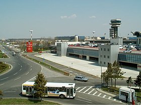 مطار هنري كواندا الدولي