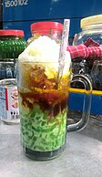 A glass of Jakarta street-side es cendol