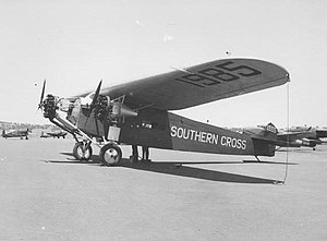 Die Southern Cross, die 1928 als erstes Flugzeug in drei Etappen den Pazifik überquerte