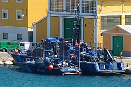 Los patrulleros clase Gerifalte (Rodman-101) Abanto y clase Cormorán (Rodman-55HJ) Colimbo IV abarloados en la Base Naval de Cartagena (Murcia)