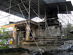 The Devale aside Gadaladeniya Vihara main shrine, built under the Gampola period, with South Indian architect and craftsmen.