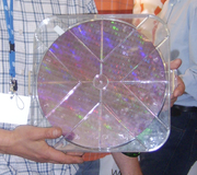 VLSI aygıtı (Intel) monokristalin waferden üretilir