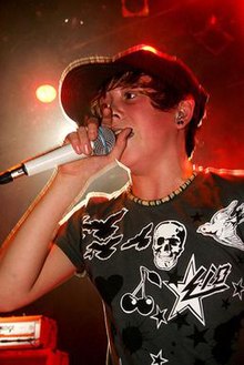 Lil' Chris performing in 2006