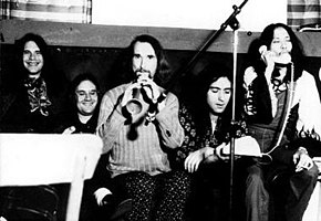 Can c. 1972 From left: Karoli, Schmidt, Czukay, Liebezeit, Suzuki