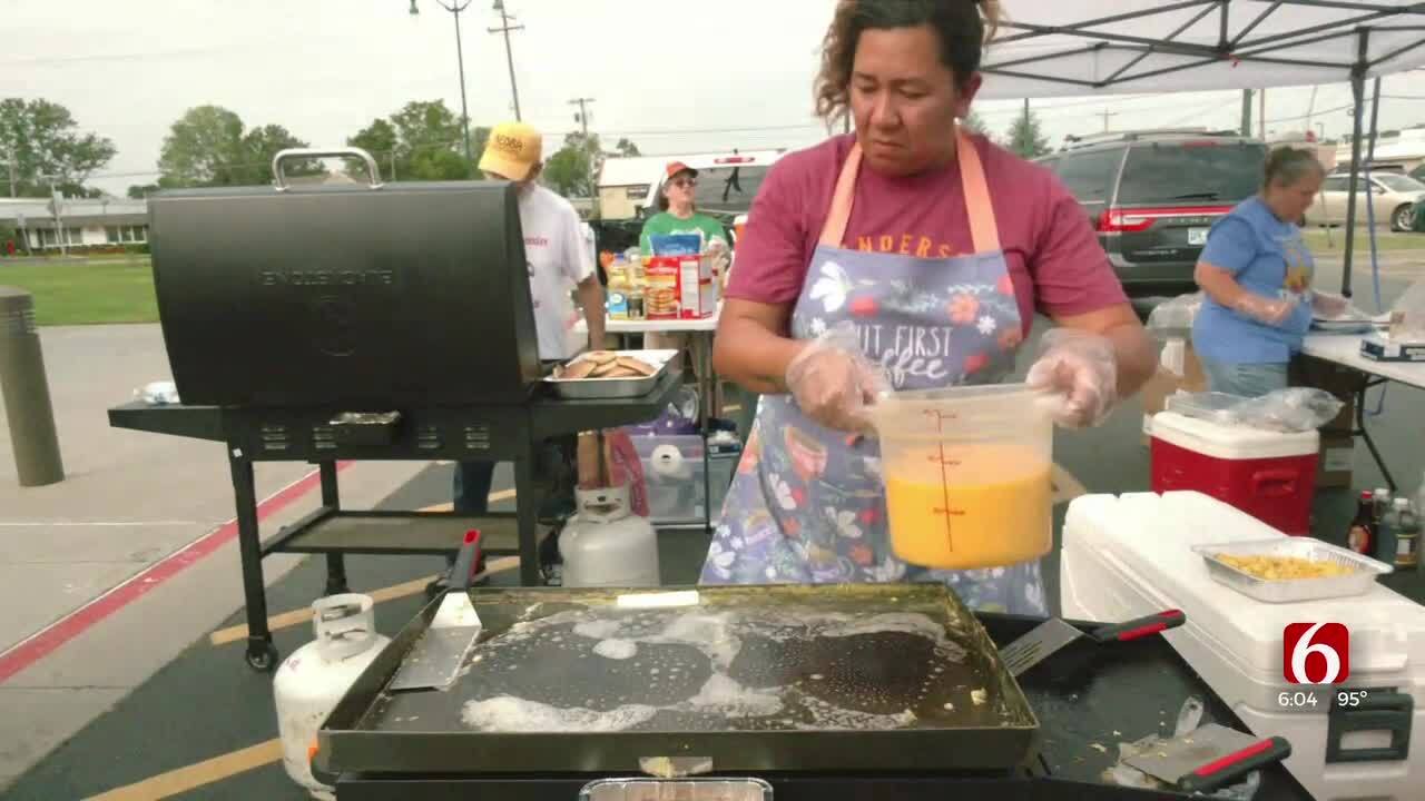 'Here For The Community': Rogers County Farmers Market Offers Free Meals 2 Weeks After Tornado
