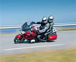 BMW R1200RT motorcycle review - Riding
