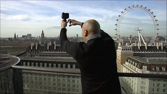 Tommy Sandhu with a panoramic camera