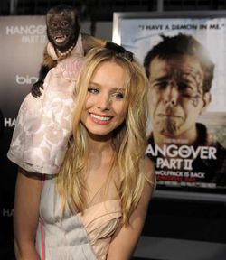 Kristen Bell and Crystal the monkey