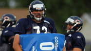 Webb lines up at left tackle in Bears' 1st practice in pads