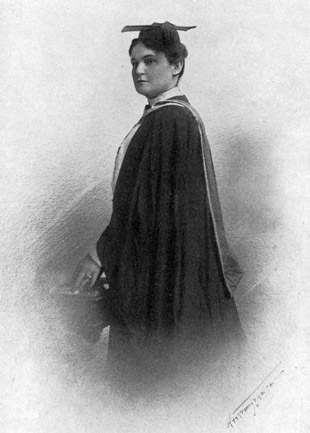 Laura Drake Gill ca. 1901, Credit: Barnard College Archives