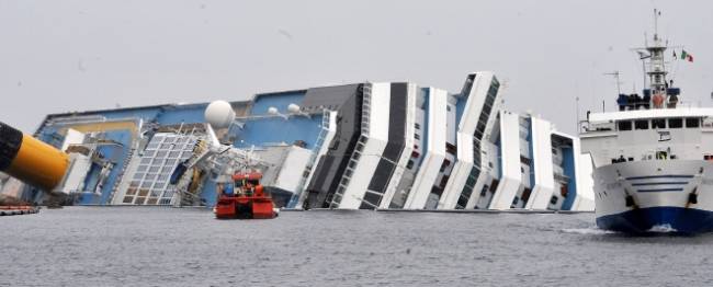 Costa Concordia, nuovi video e audio shock del naufragio