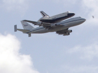 Space shuttle Enterprise makes NYC flyby