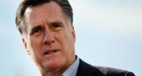 Mitt Romney apologizes to woman who claims his campaign staff trashed her cafe