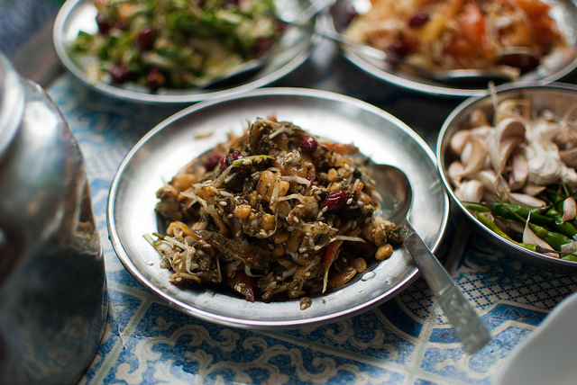 Laphet Thoke (Tea Leaf Salad)