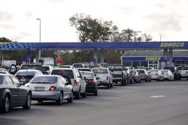 A long line forms at a Sunoco gas station at a rest stop on the Garden State Parkway in New Jersey.