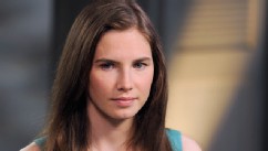 PHOTO: Amanda Knox speaks with ABC News' Diane Sawyer in an exclusive interview.