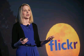 Yahoo unveils makeover of Flickr site