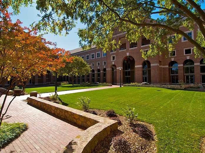 #26 University of North Carolina – Chapel Hill (Kenan-Flagler)