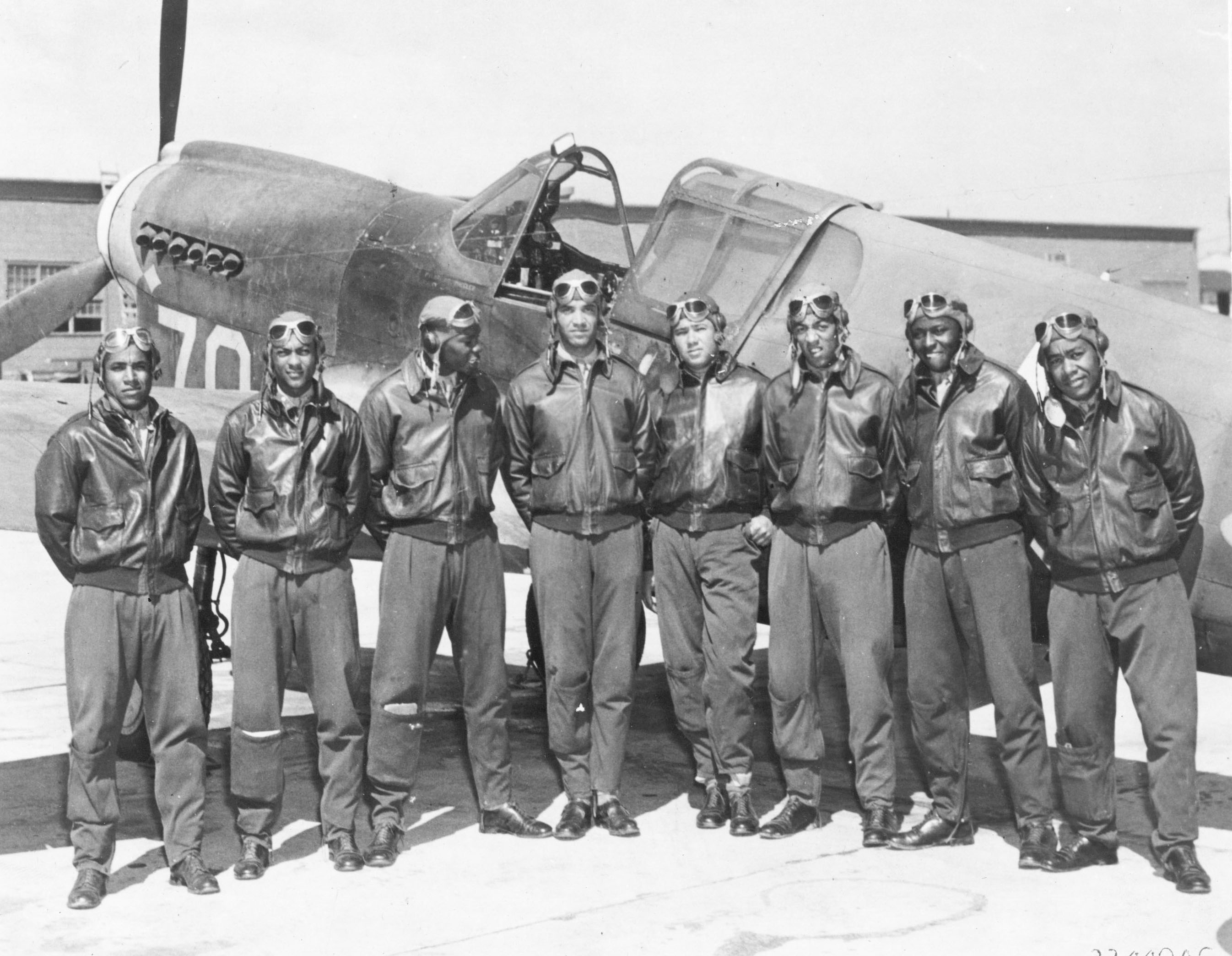 Tuskegee Airmen Pilot Listing This list of more than 1,000 gentlemen include the pilots -- America's First Black Aviators