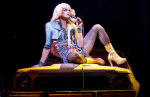'Hedwig and the Angry Inch' Theater Review: Neil Patrick Harris Crosses Over to the Glam Side