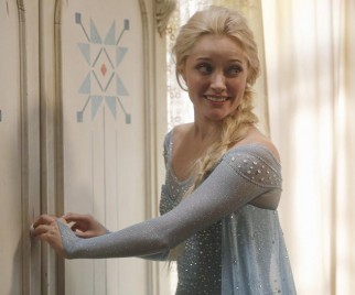 New ONCE UPON A TIME Teaser Shows Elsa’s Entrance to Storybrooke