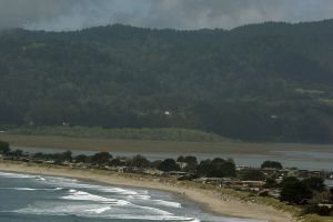 Pick the right day, and Stinson Beach is white-sand paradise - Photo