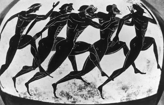 Panathenaea: prize vase with runners depicted, <em