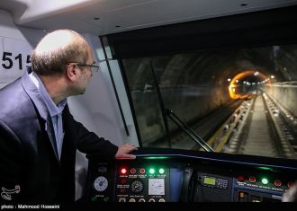 Tehran Mayor Mohammad Qalibaf officially inaugurated the second section of Line 3 of the Tehran Metro on Tuesday. (Photo: Tasnim News Agency) 
