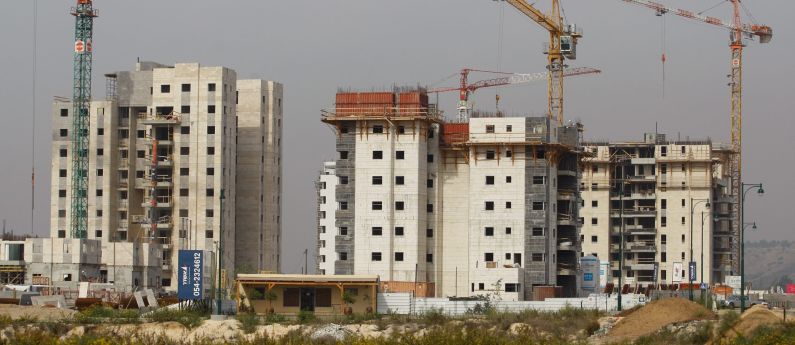 Construction in Israel. Foreign funds spur housing prices.