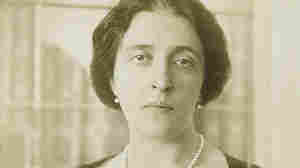 Adele Block-Bauer, photographed circa 1915, was from a prominent Jewish family in Vienna.