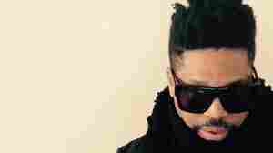 Felix Da Housecat's new single, "Is Everything OK," is featured in this week's mix.