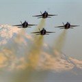 On the fly: SeattlePI.com photographer captures Blue Angels from the air