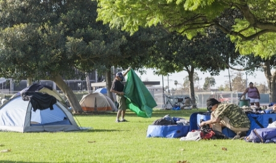 Thumbnail image for lapalmapark_homeless1.jpg