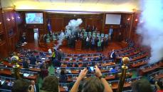 Teargas halts Kosovo parliament session