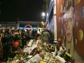 Tributes David Bowie Brixton