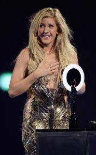 Goulding accepting her British Female Solo Artist BRIT Award